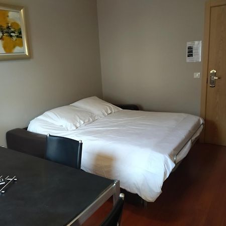 Aux Balcons Du Sancy Aparthotel Picherande ภายนอก รูปภาพ