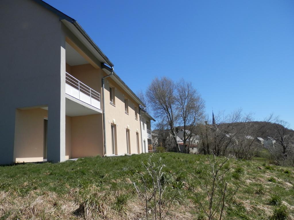 Aux Balcons Du Sancy Aparthotel Picherande ภายนอก รูปภาพ