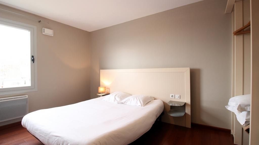 Aux Balcons Du Sancy Aparthotel Picherande ภายนอก รูปภาพ