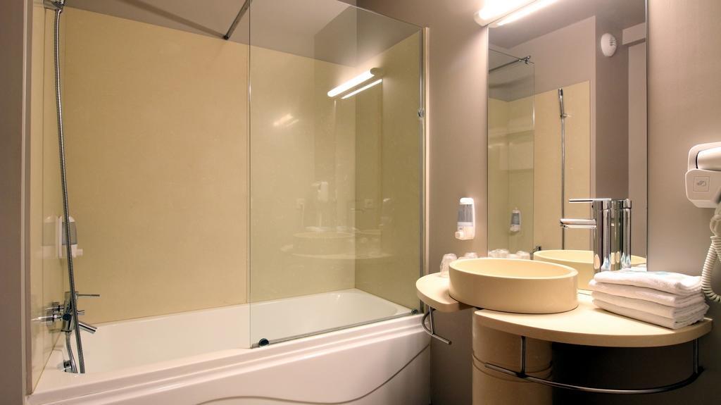 Aux Balcons Du Sancy Aparthotel Picherande ภายนอก รูปภาพ