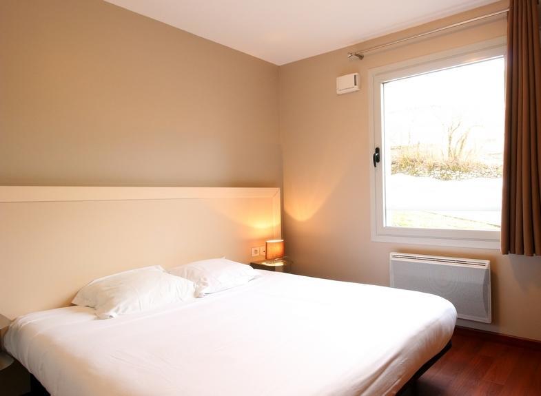 Aux Balcons Du Sancy Aparthotel Picherande ภายนอก รูปภาพ